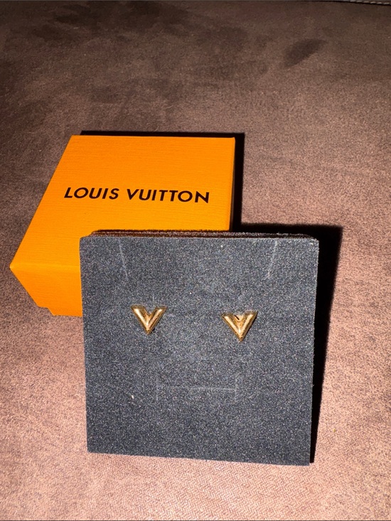 Louis Vuitton Jewelry - Louis Vuitton Gold V-Point Stud Earrings